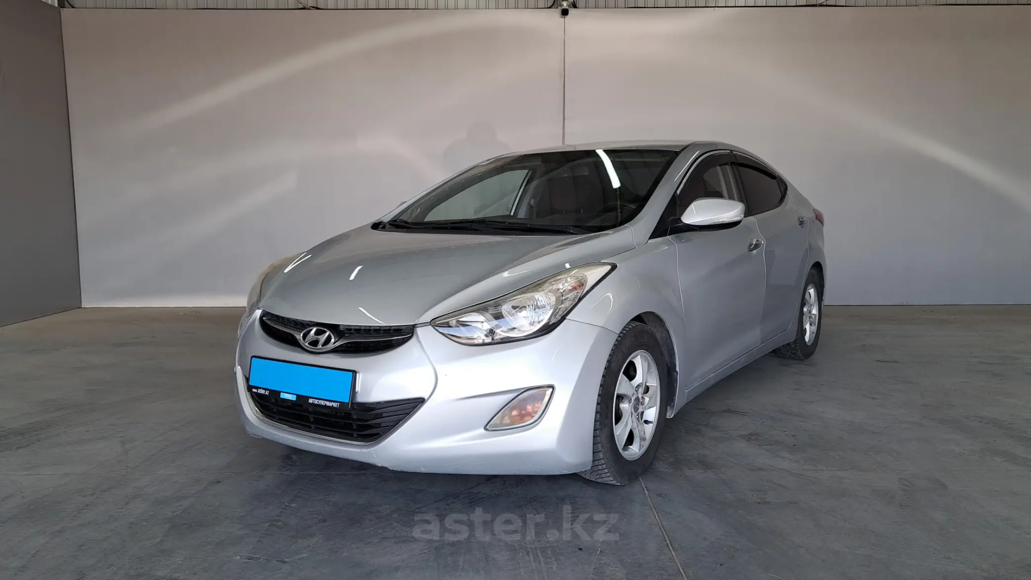 Hyundai Avante 2011