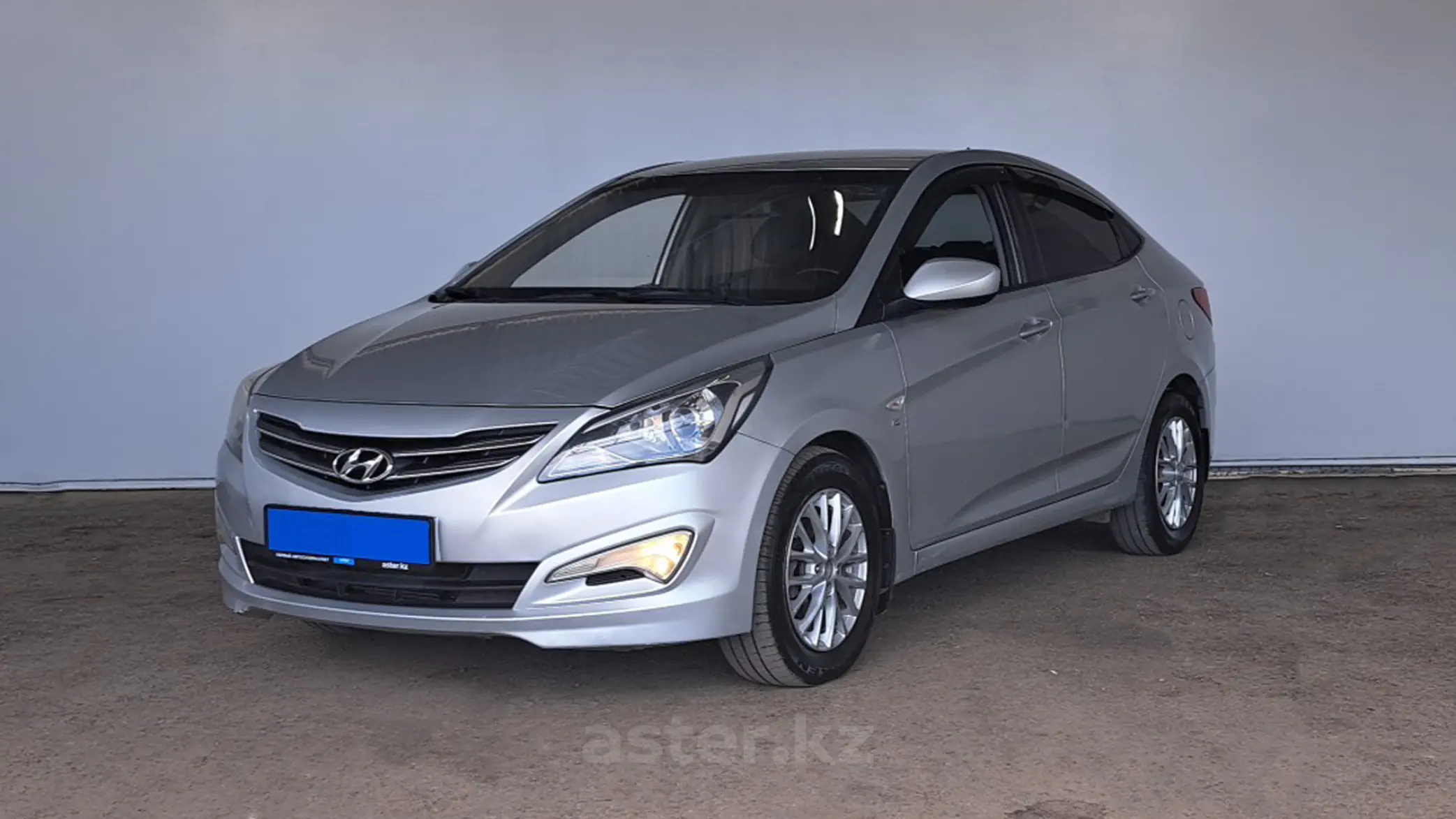 Hyundai Accent 2015