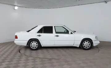 Mercedes-Benz E-Класс 1994 года за 1 890 000 тг. в Шымкент фото 4