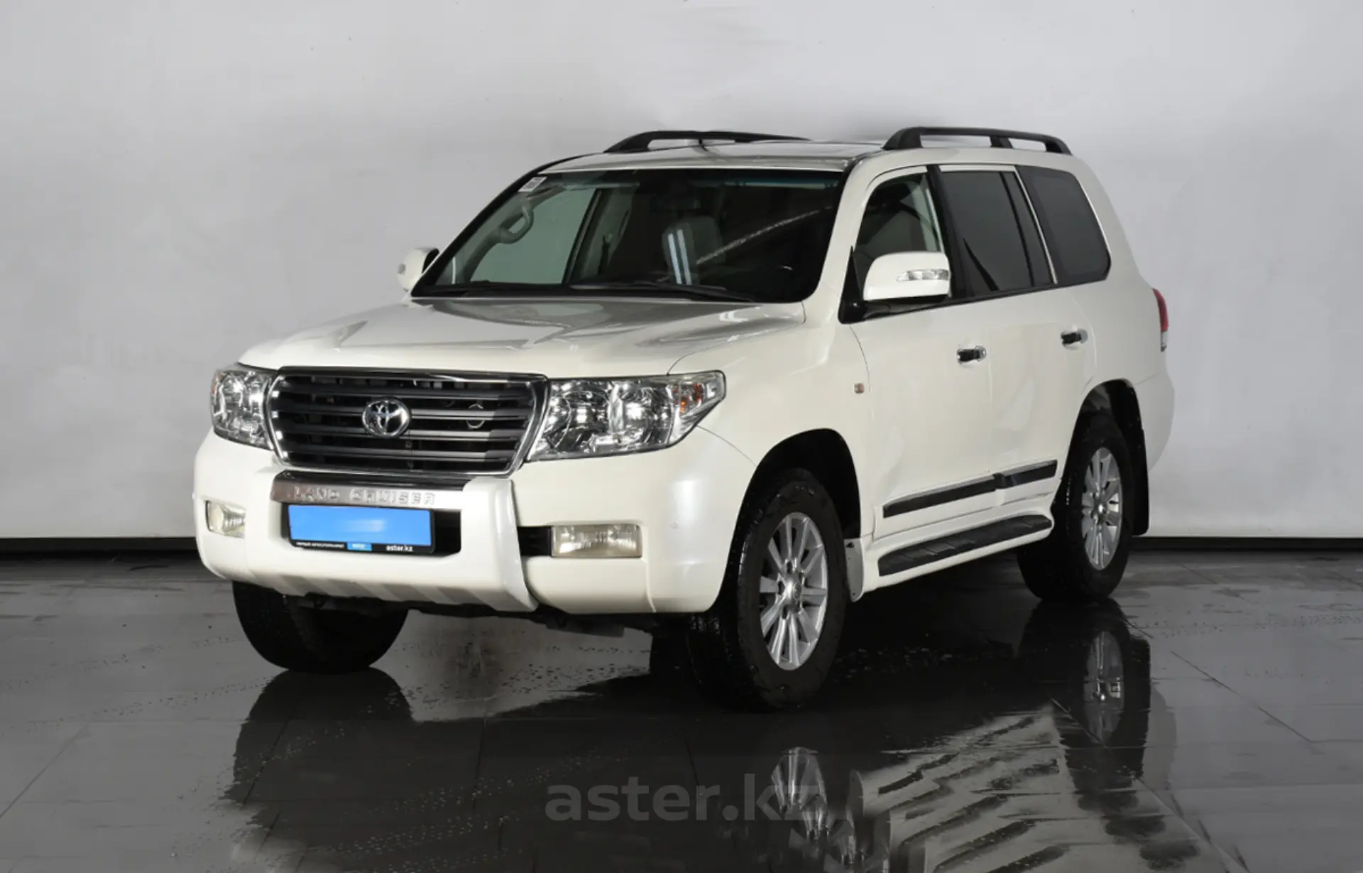 Toyota Land Cruiser 2011