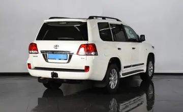 Toyota Land Cruiser 2011 года за 18 948 000 тг. в Астана