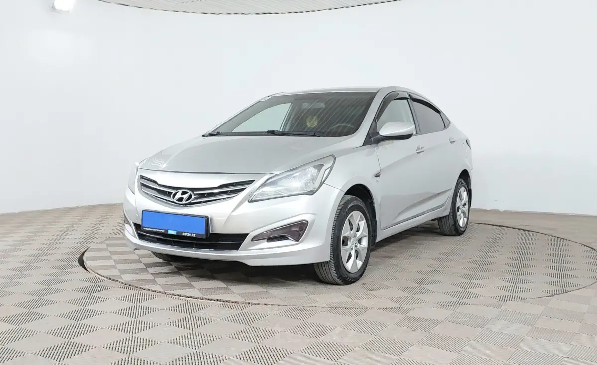 Hyundai Accent 2016 года.