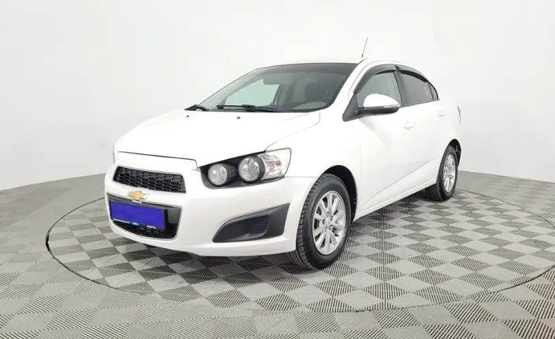 Chevrolet Aveo 2017 года за 5 807 000 тг. в Караганда
