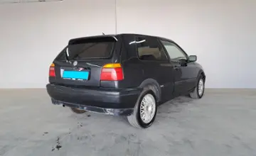Volkswagen Golf 1994 года за 790 000 тг. в Шымкент