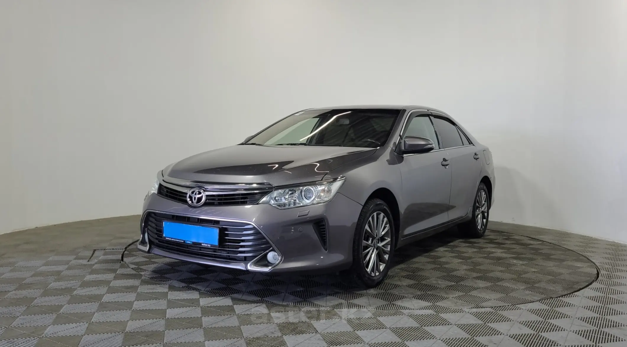 Toyota Camry 2016