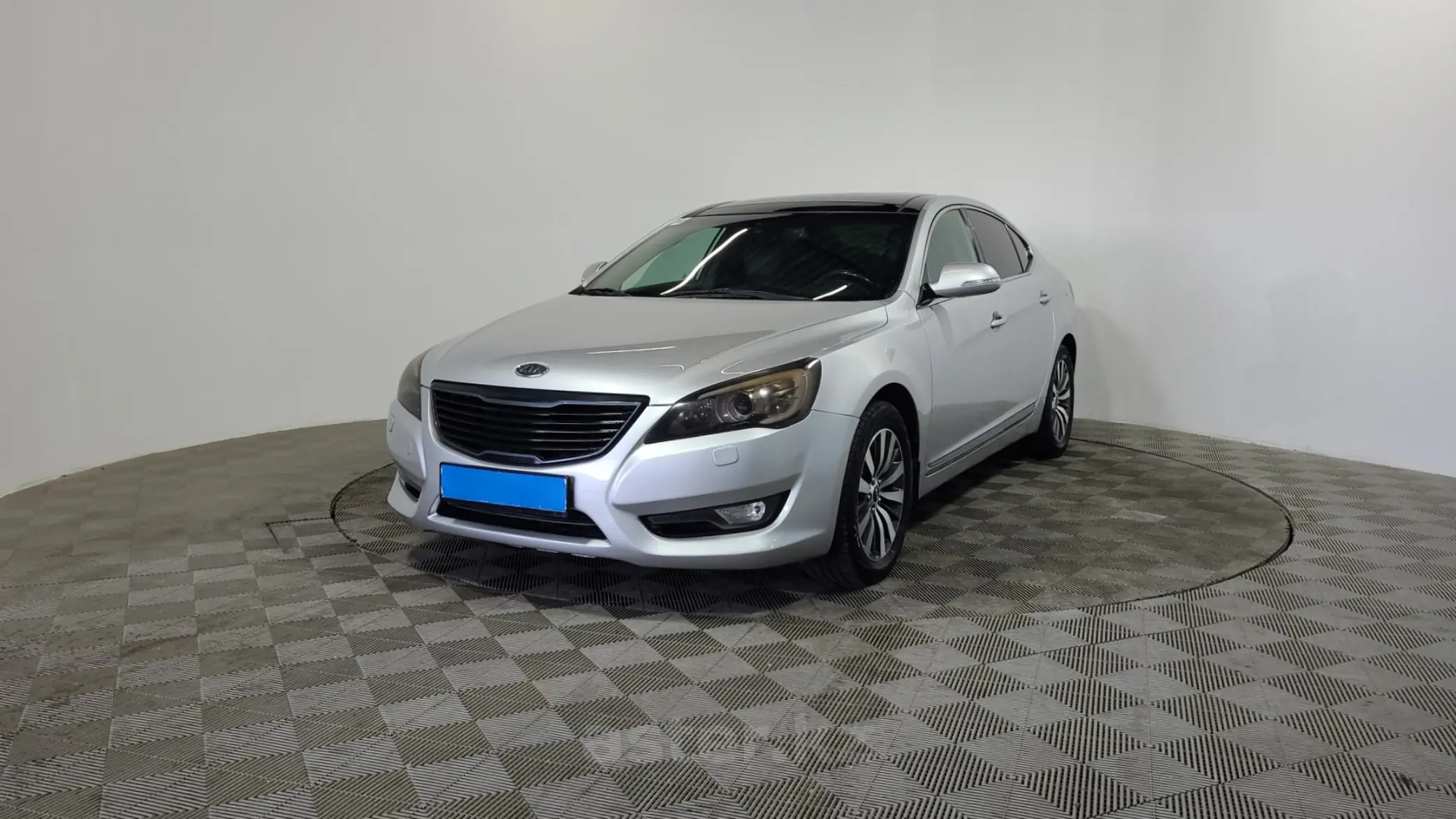 Kia Cadenza 2012