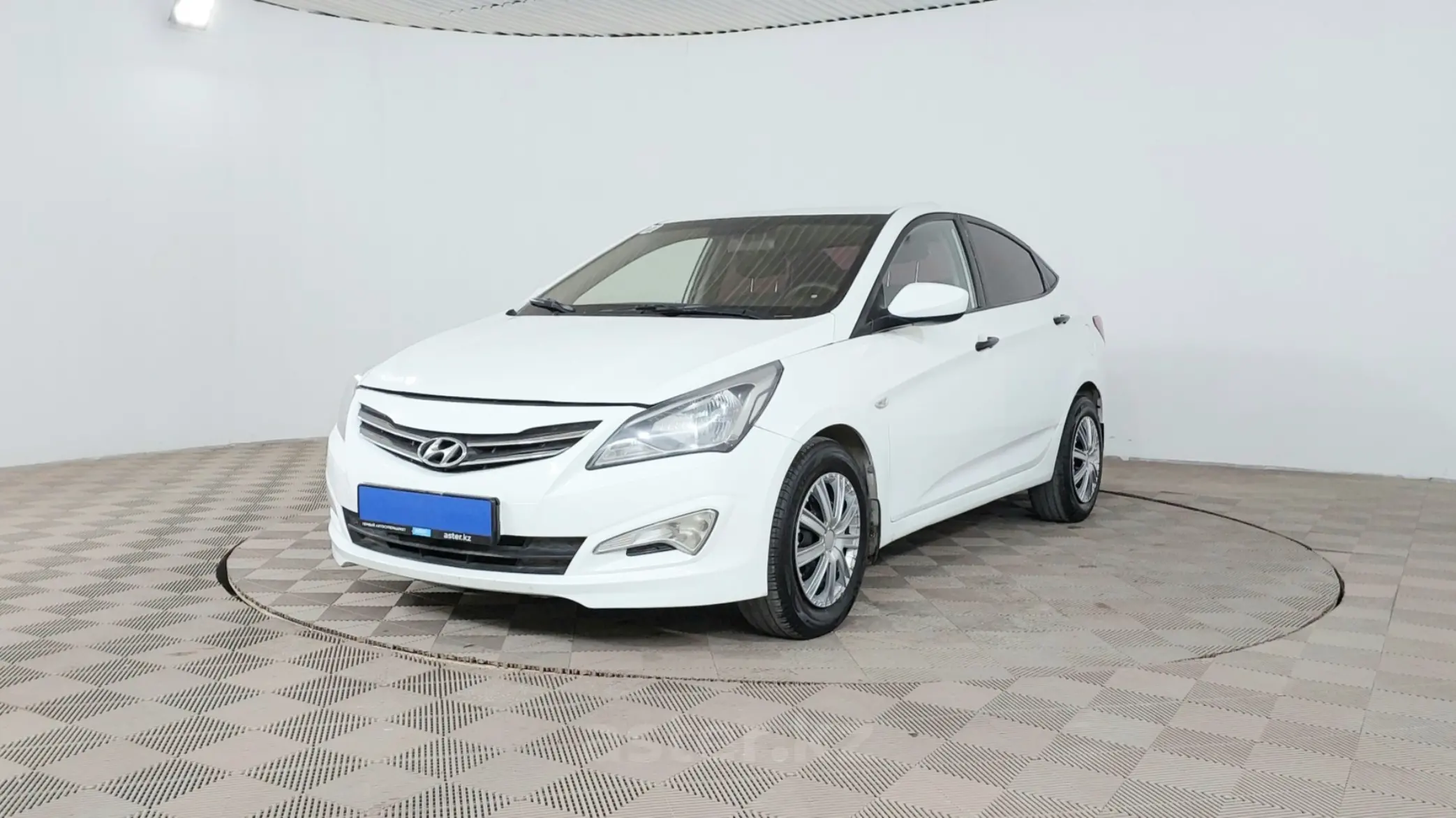 Hyundai Accent 2015