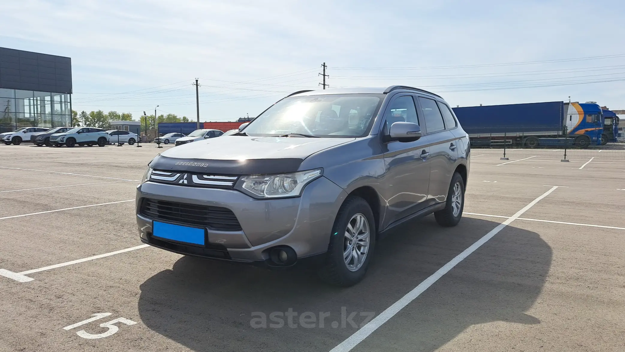 Mitsubishi Outlander 2012