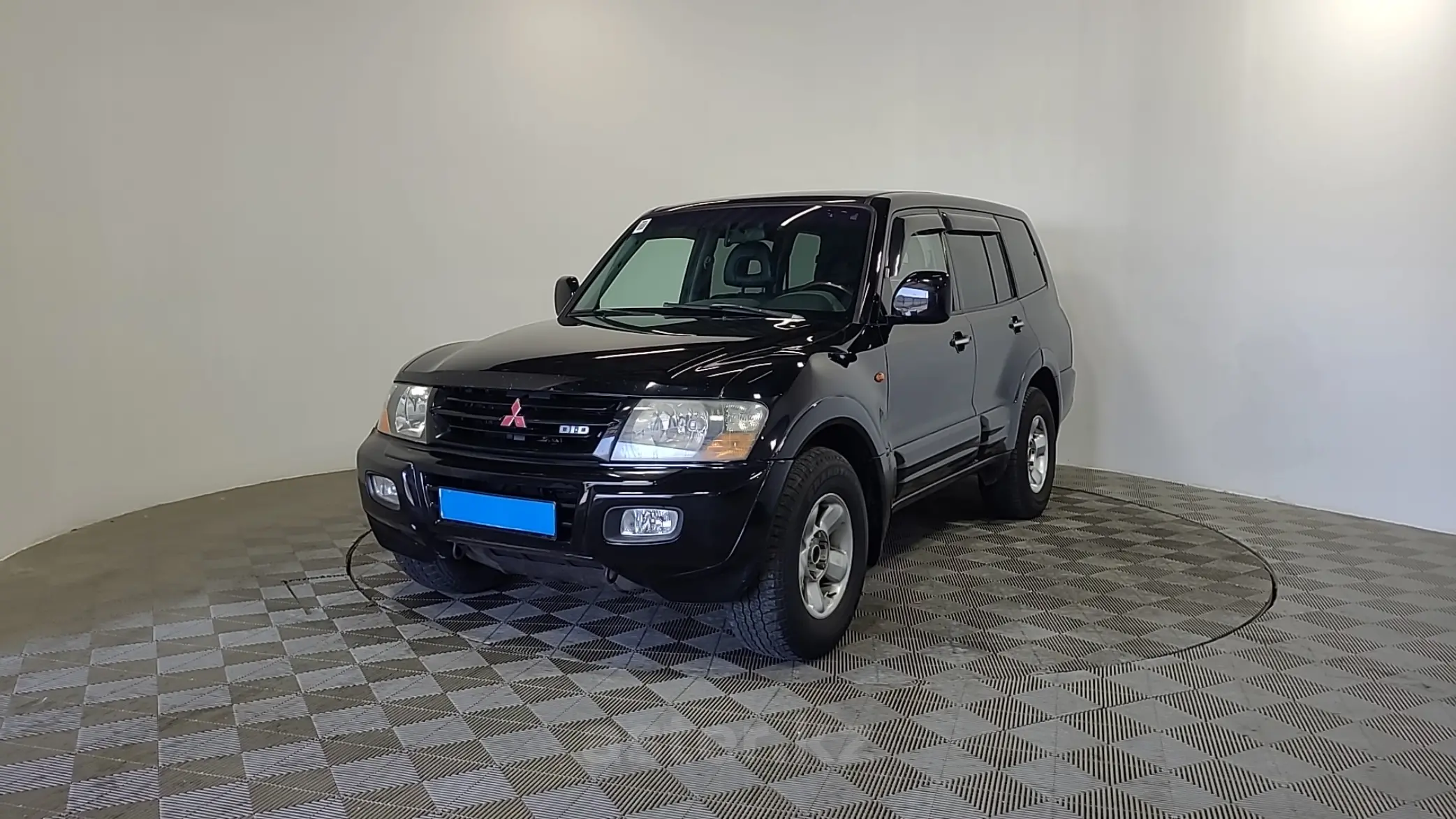 Mitsubishi Pajero 2001