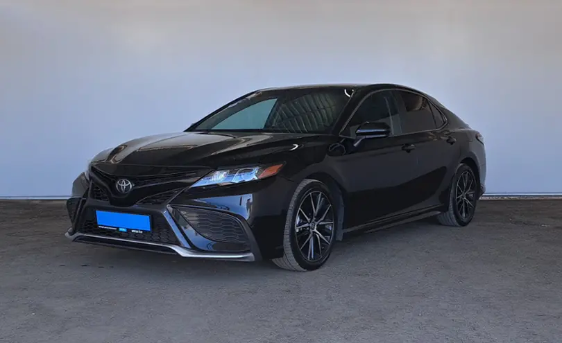 Toyota Camry 2021 года за 14 250 000 тг. в Кызылорда