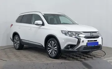 Mitsubishi Outlander 2019 года за 10 490 000 тг. в Астана фото 3