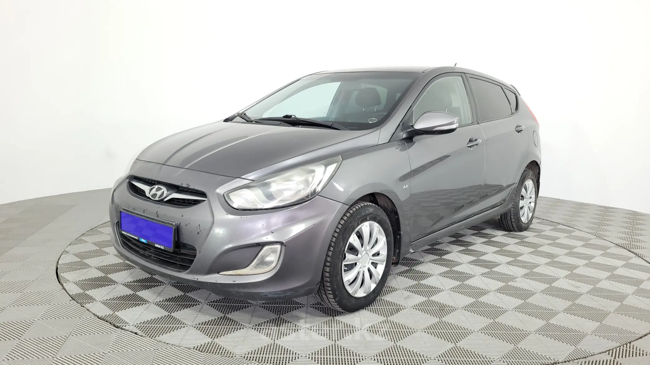 Hyundai Accent 2012