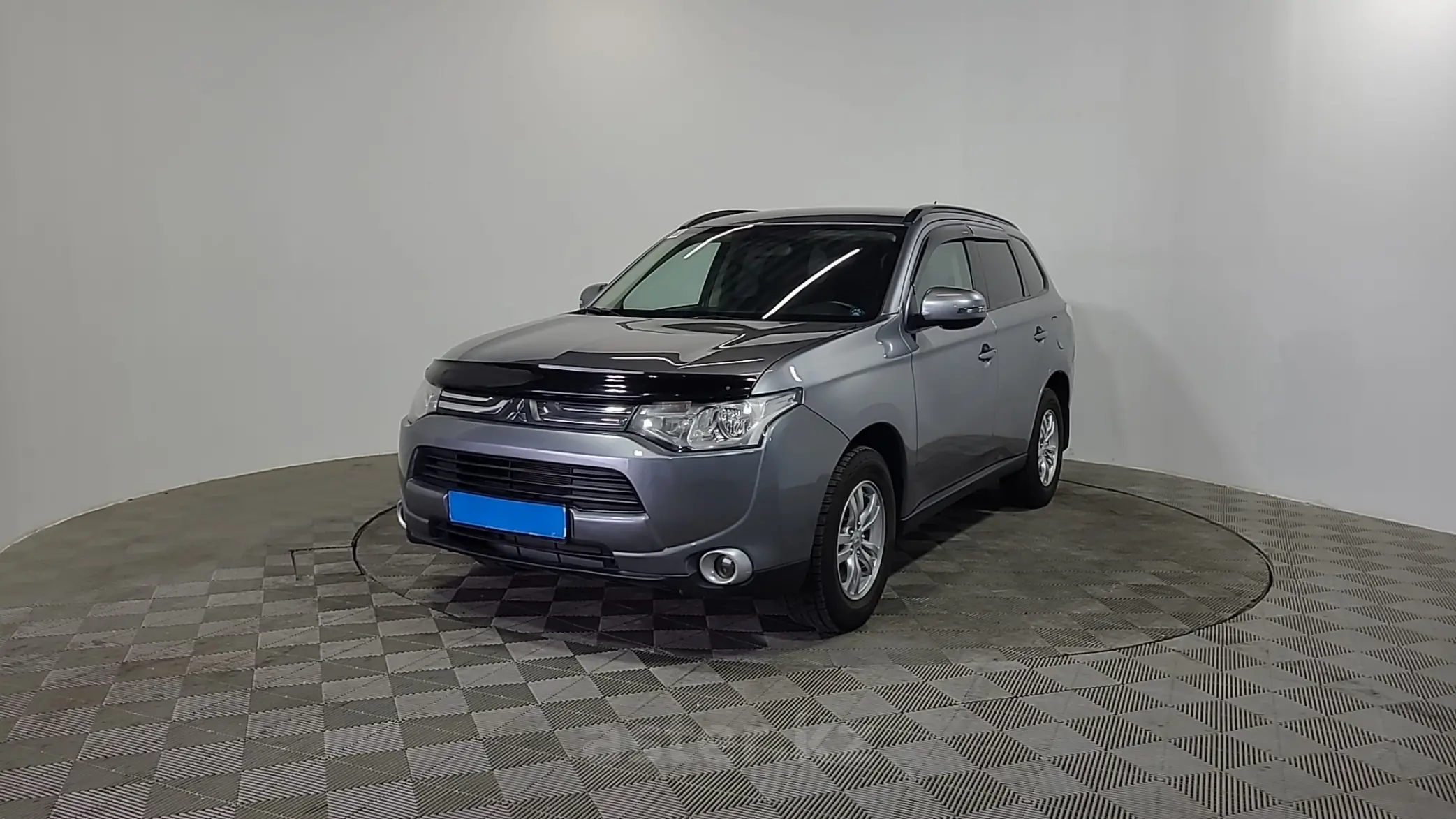 Mitsubishi Outlander 2013