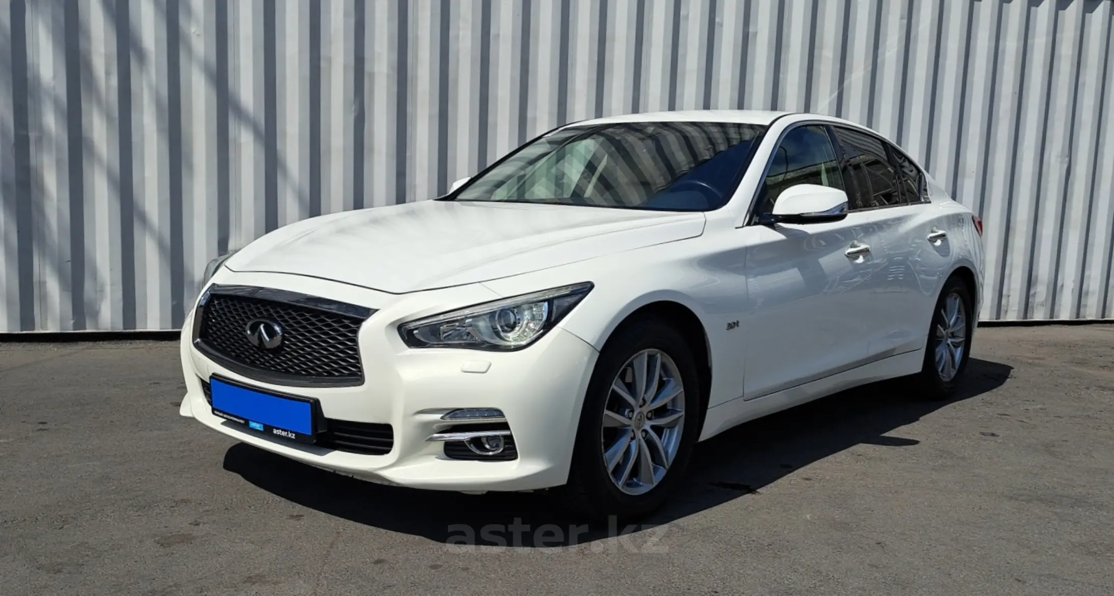 Infiniti Q50 2015