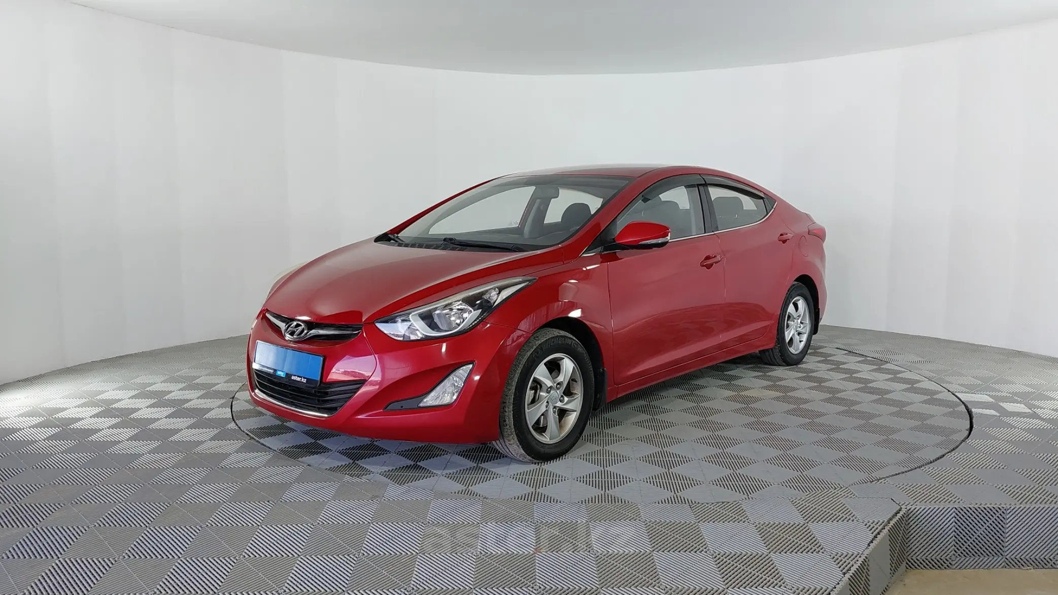 Hyundai Elantra 2013