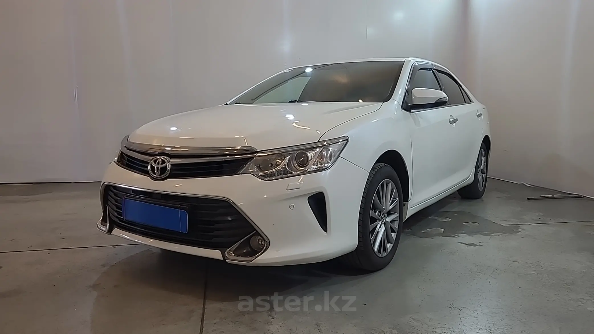 Toyota Camry 2015