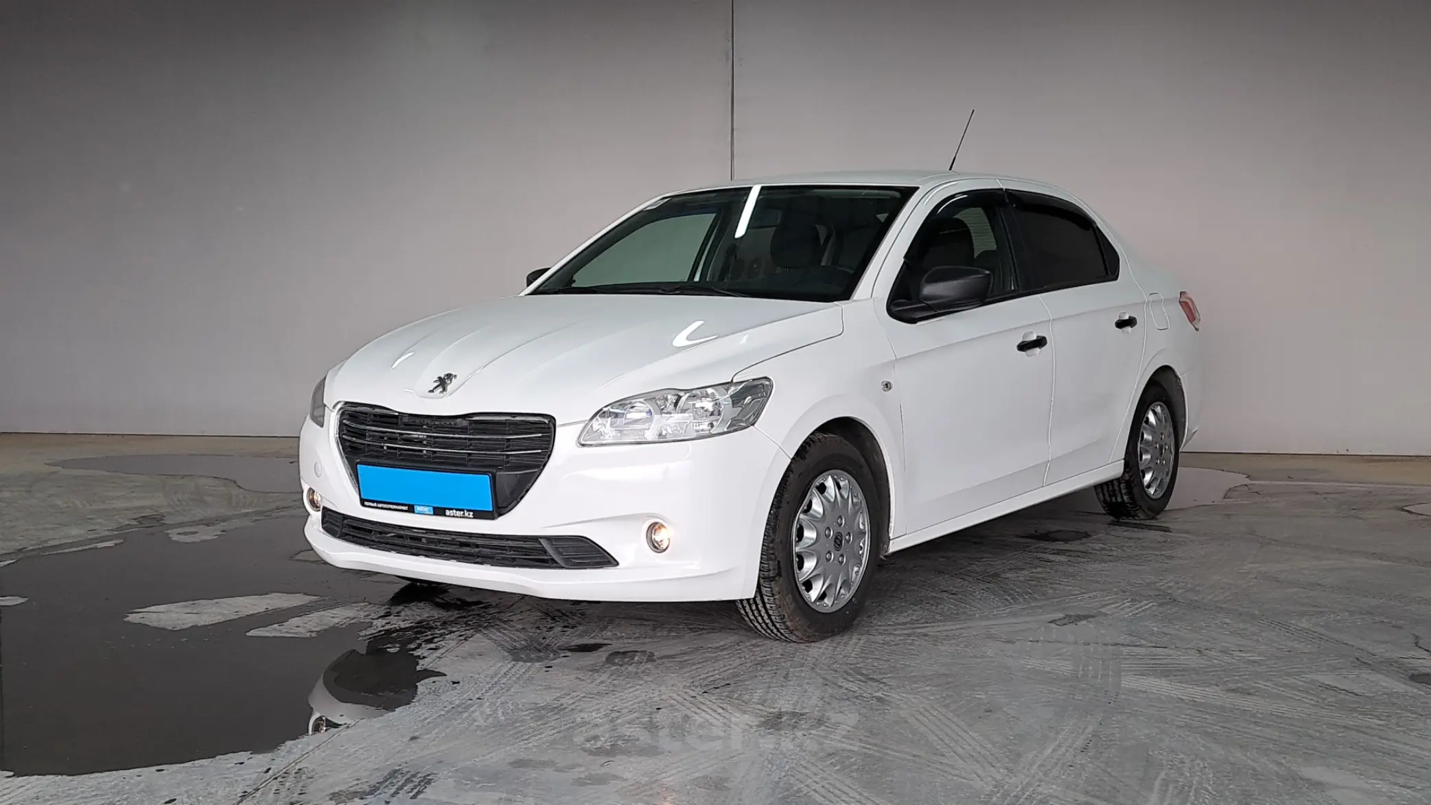 Peugeot 301 2016