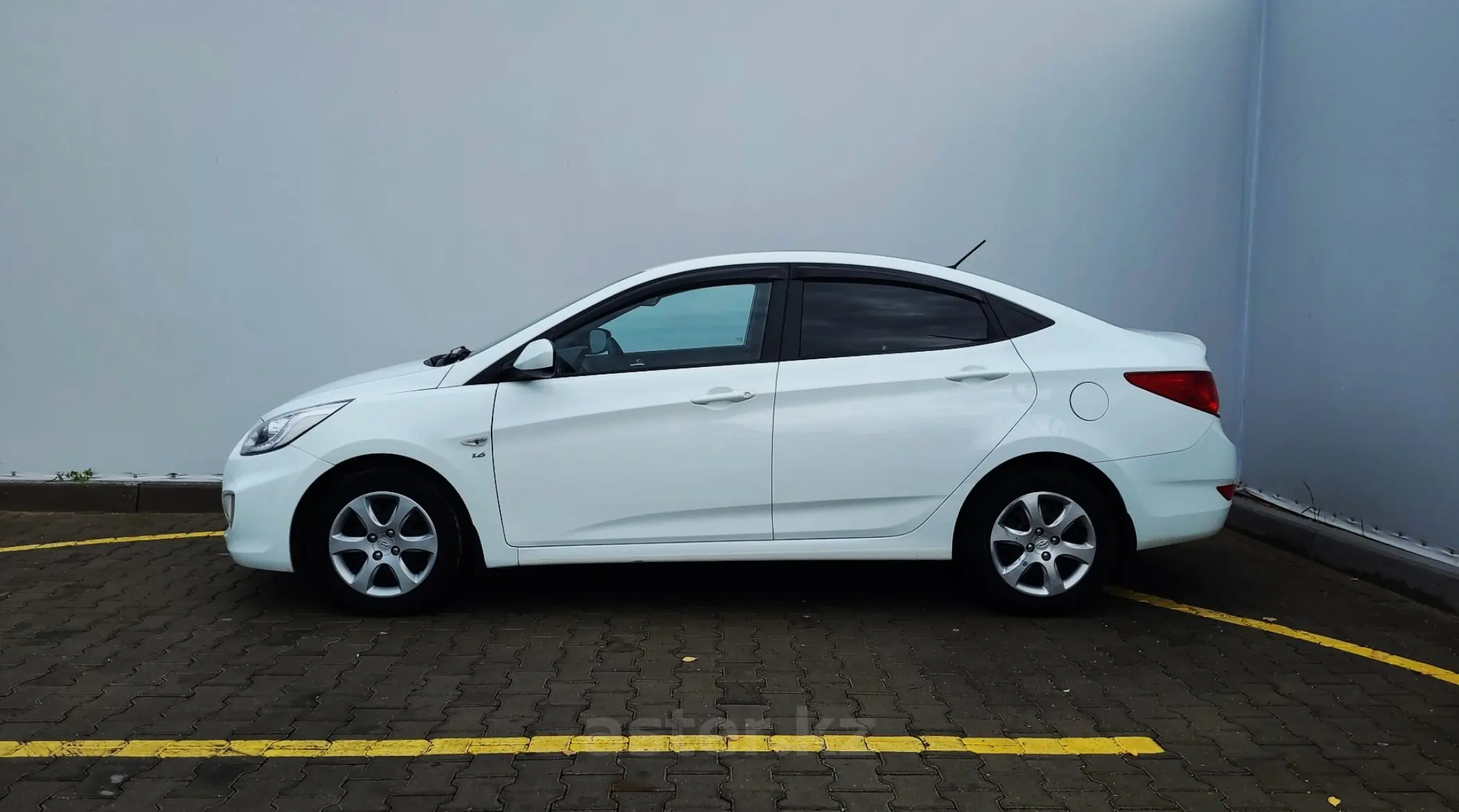 Купить Hyundai Accent 2014 года в Кокшетау, цена 6200000 тенге. Продажа  Hyundai Accent в Кокшетау - Aster.kz. №266105