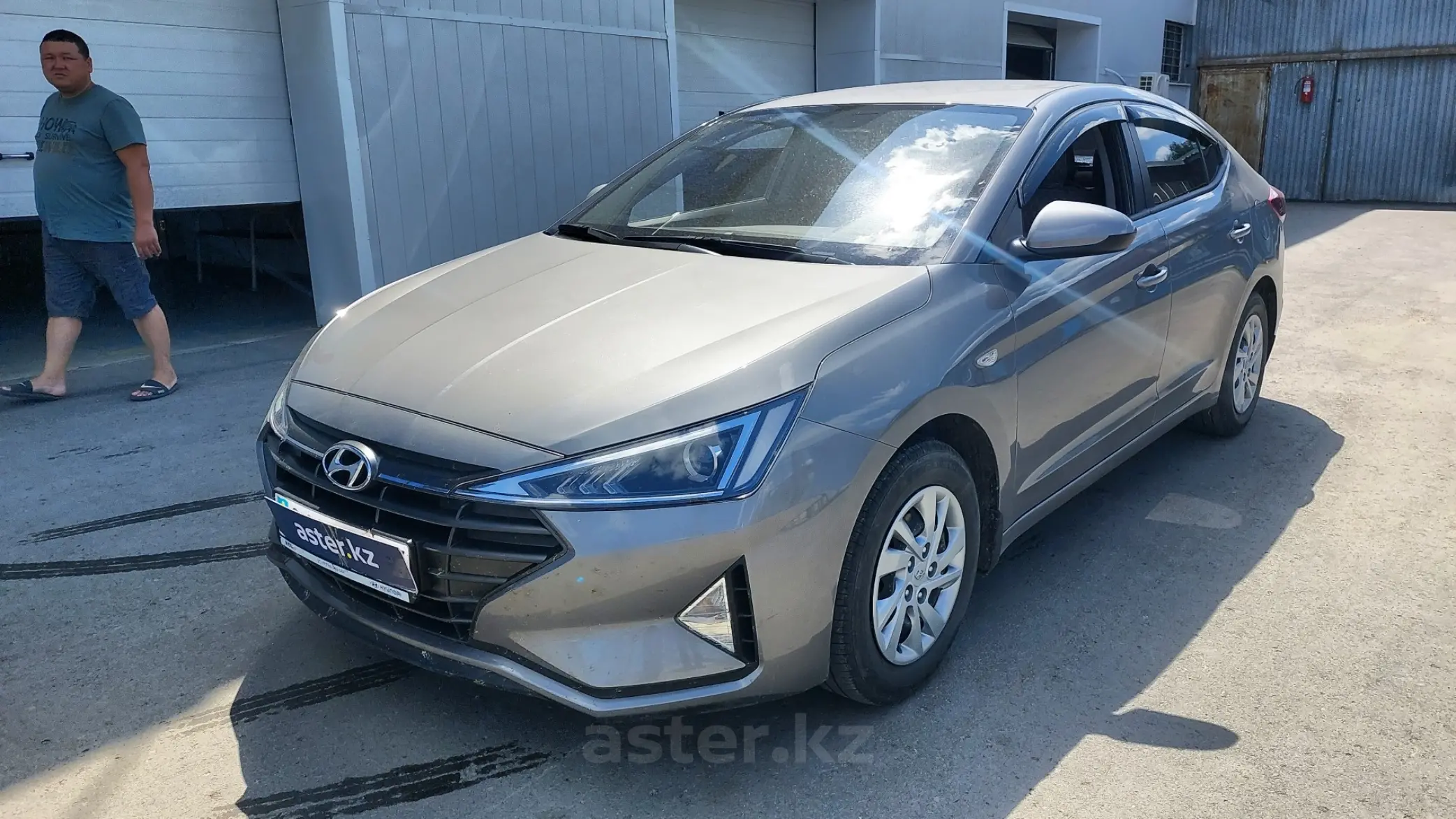 Hyundai Elantra 2020