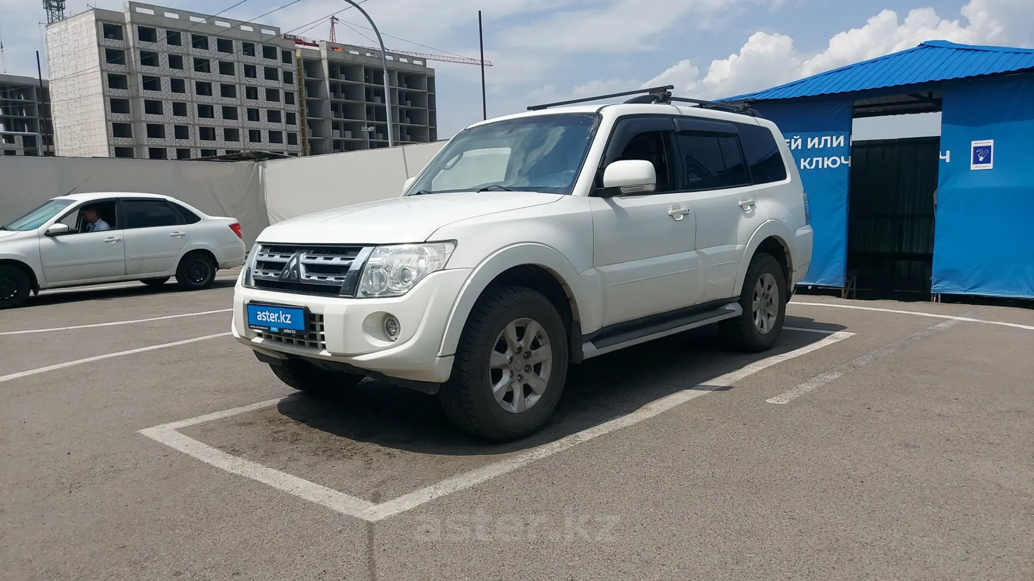 Mitsubishi Pajero 2014