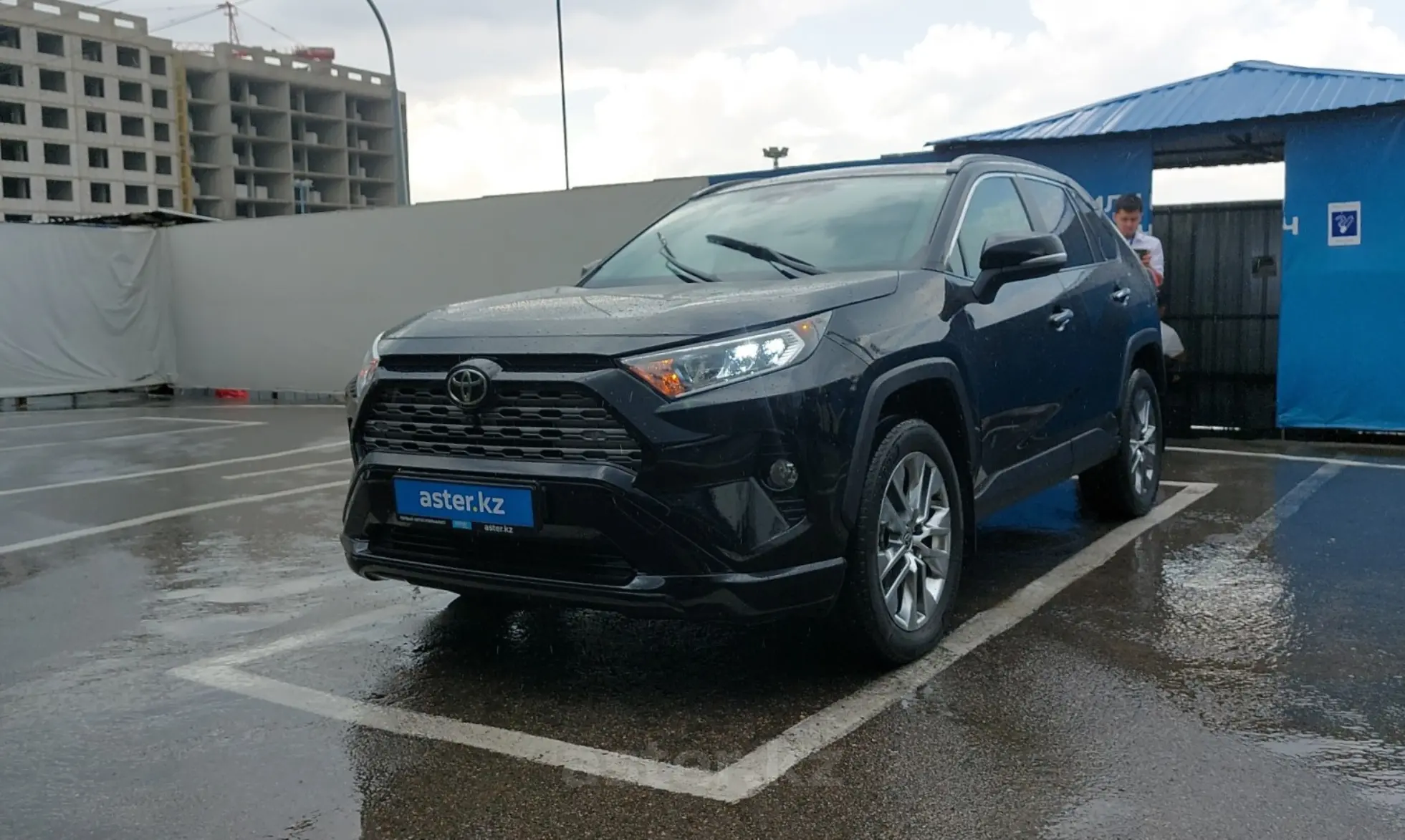 Toyota RAV4 2021