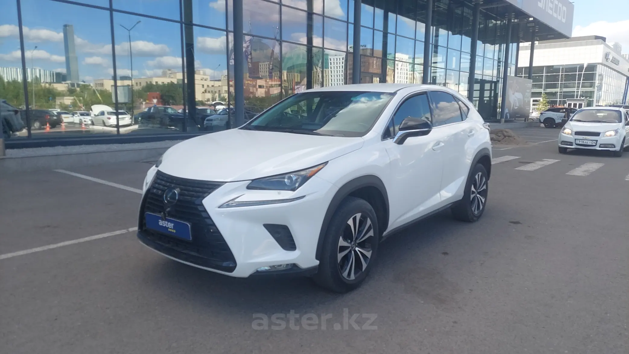 Lexus NX 2020