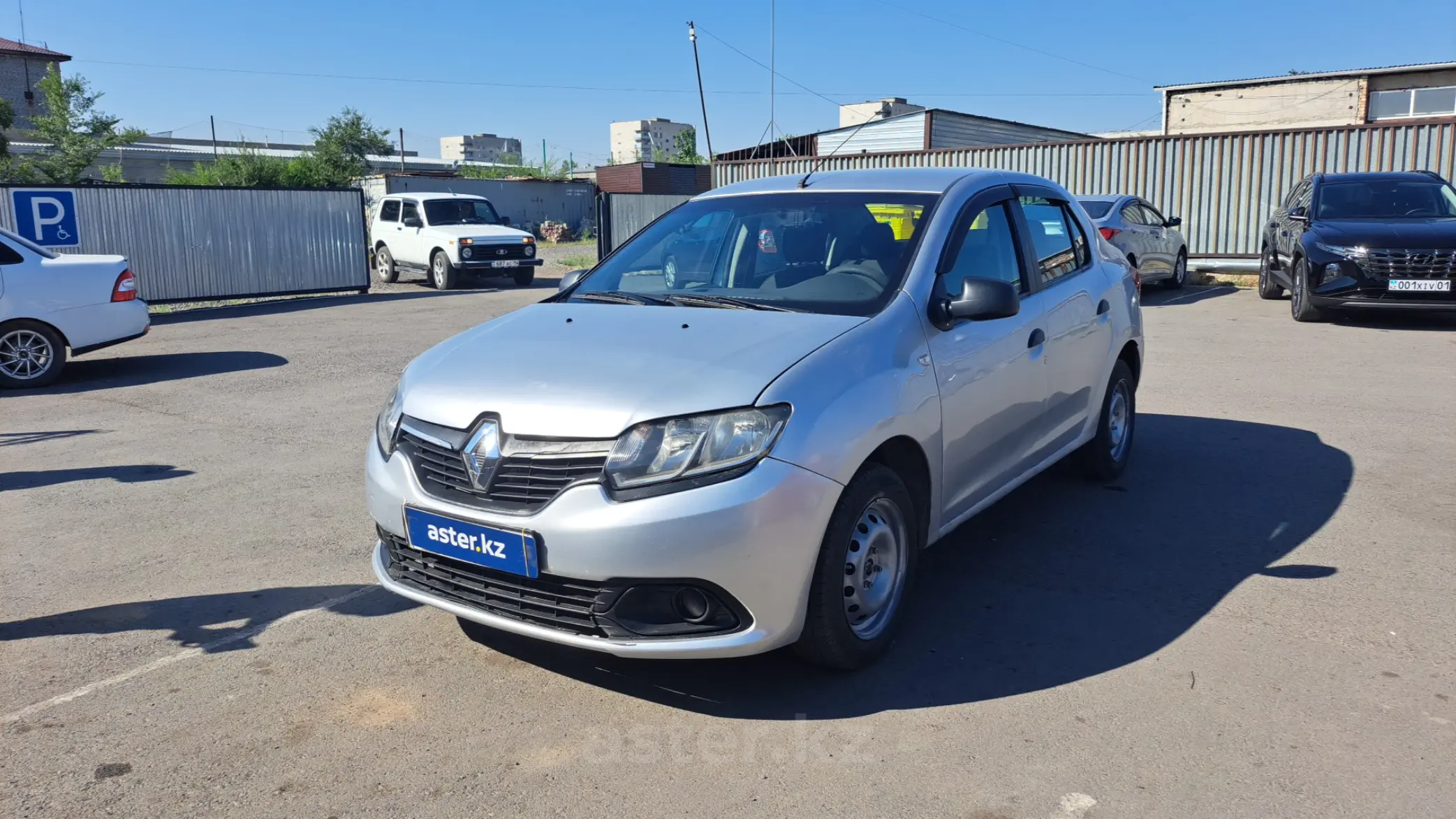 Renault Logan 2014