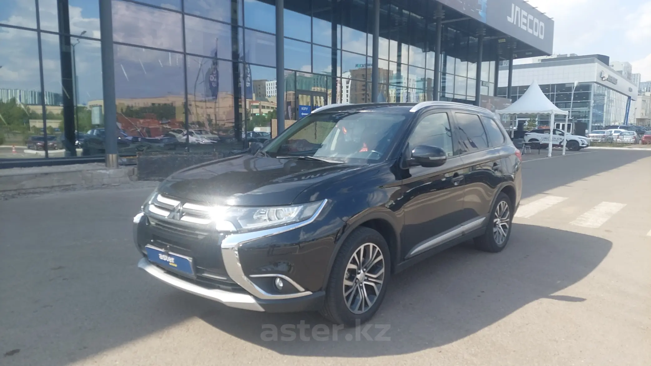 Mitsubishi Outlander 2015