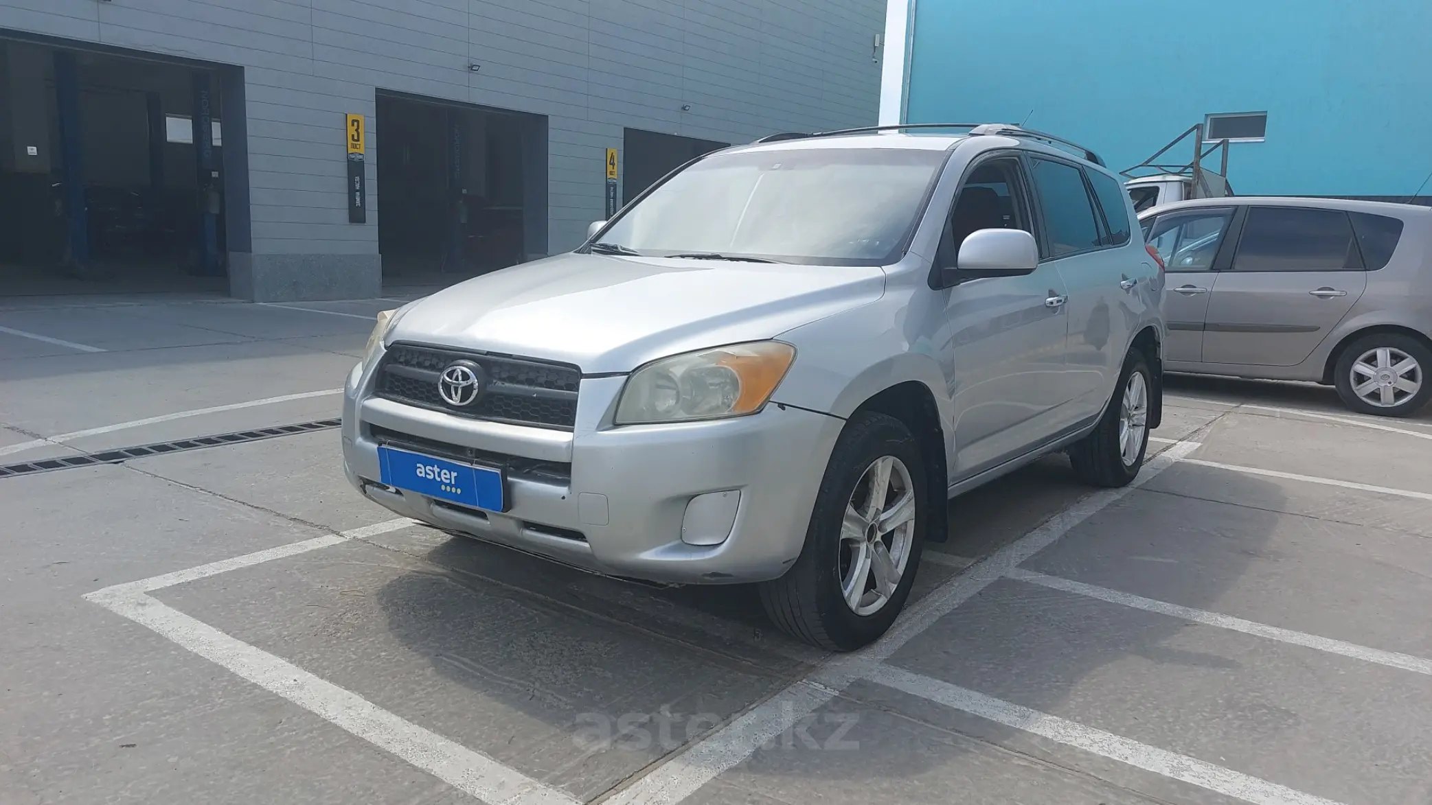 Toyota RAV4 2012