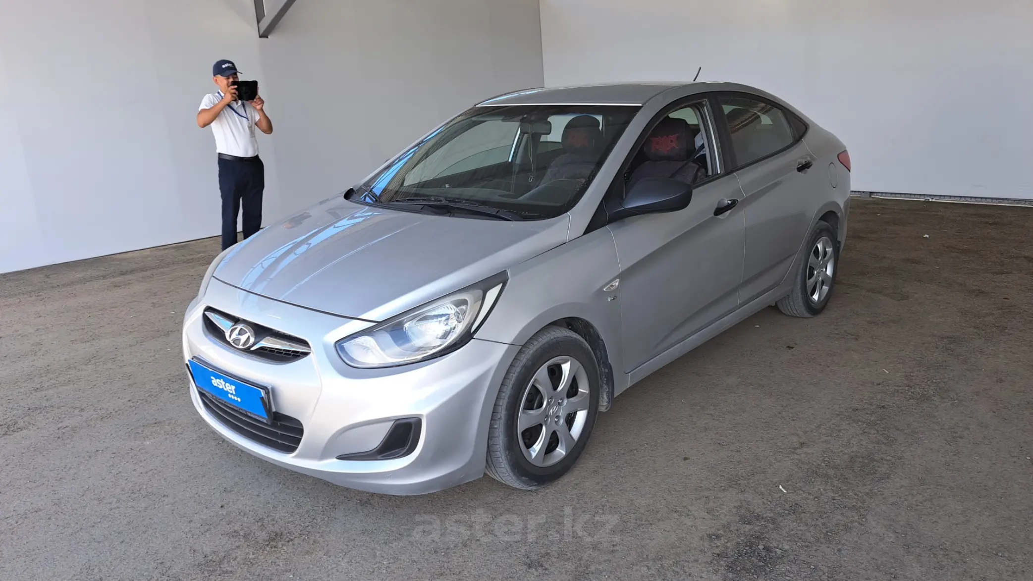 Hyundai Accent 2014