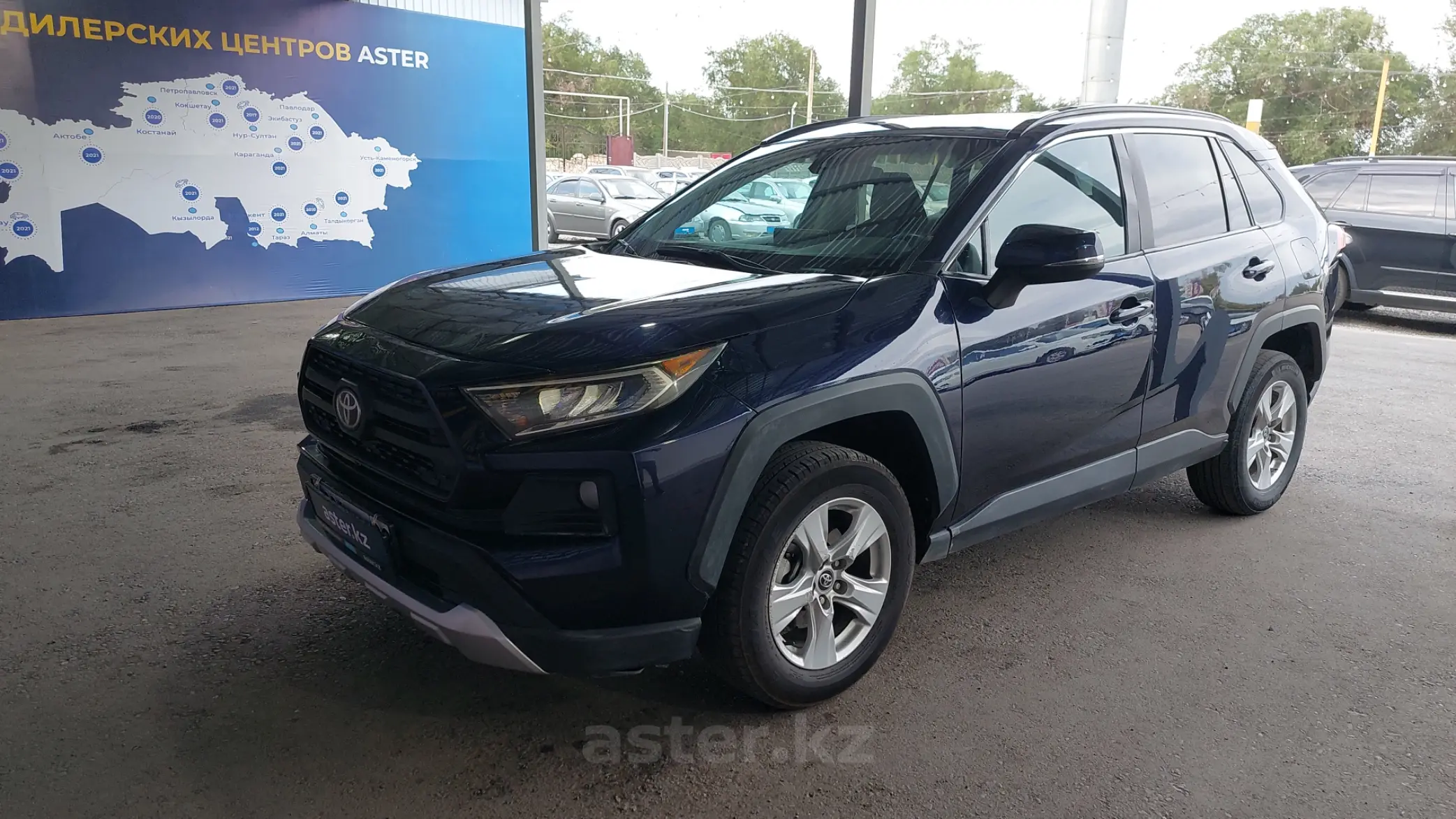 Toyota RAV4 2021