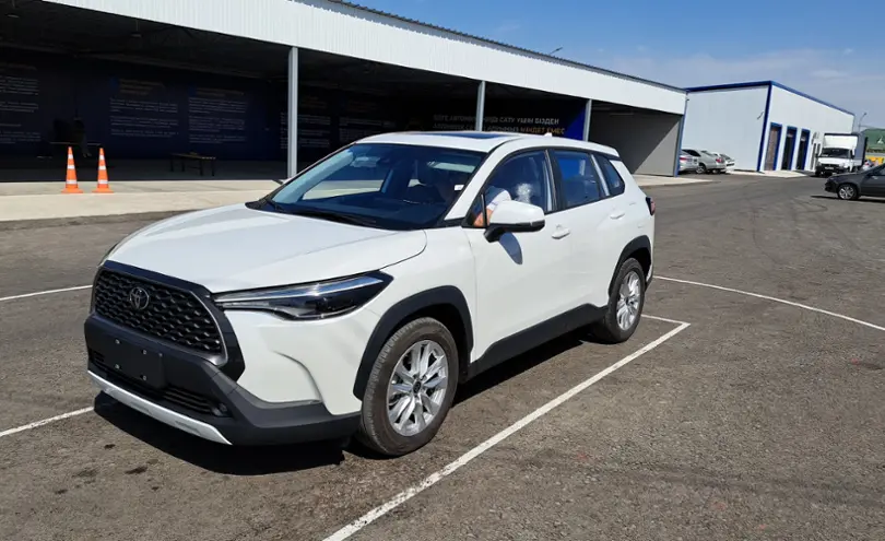 Toyota Corolla Cross 2022 года за 15 999 999 тг. в Шымкент