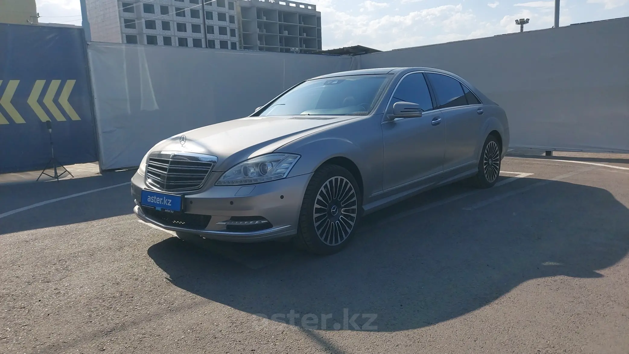 Mercedes-Benz S-Класс 2010