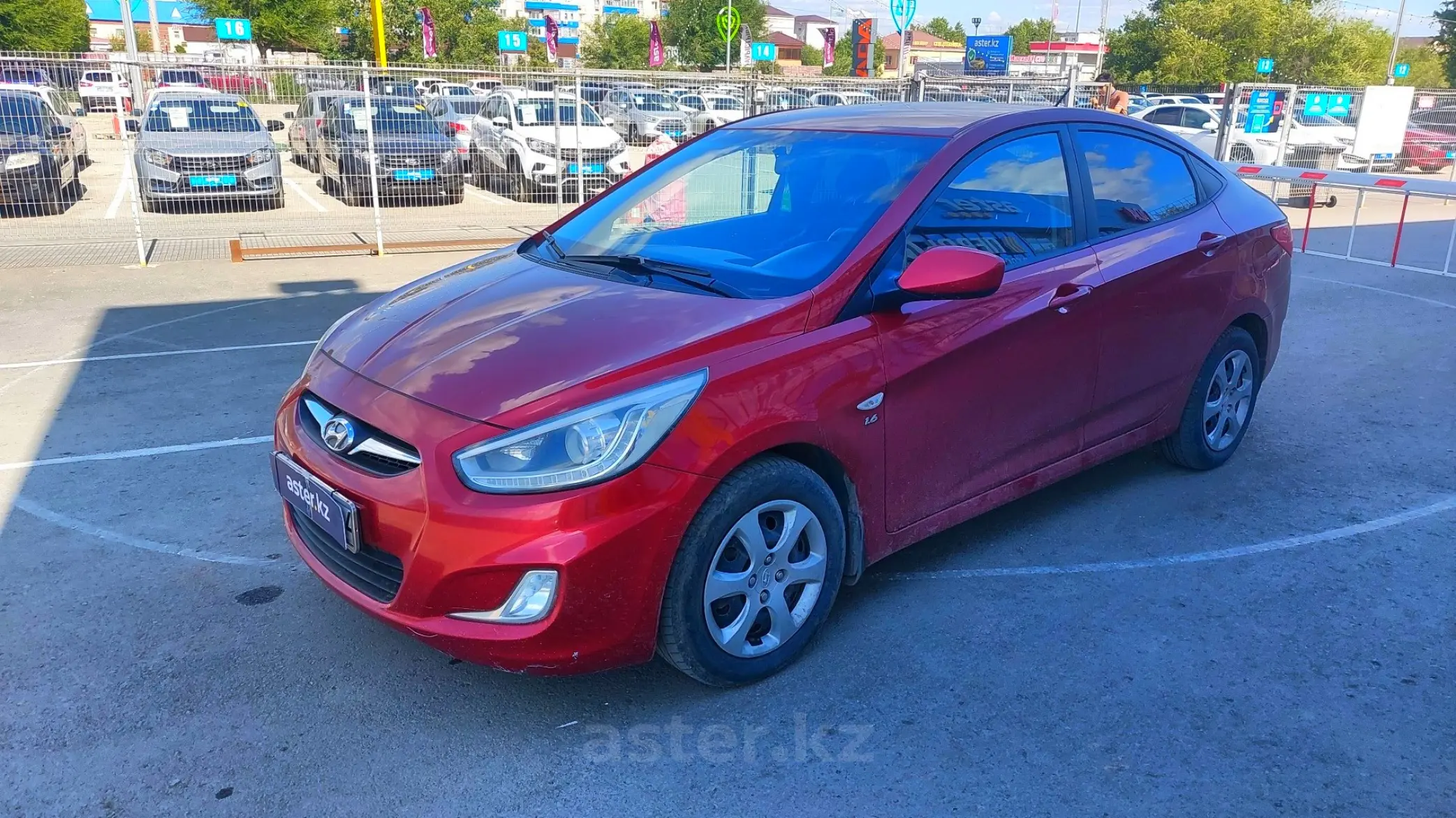 Hyundai Accent 2013