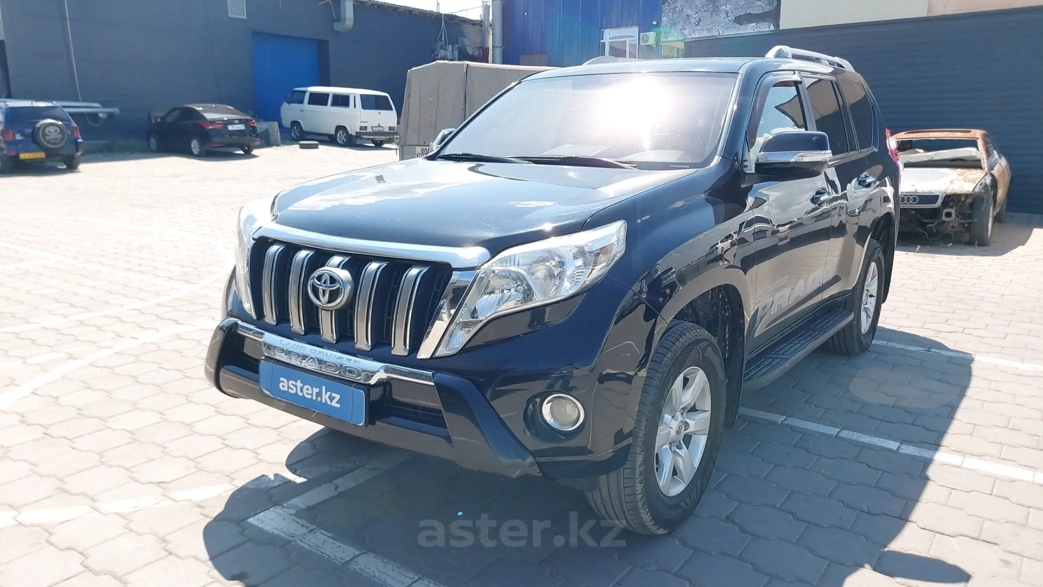 Toyota Land Cruiser Prado 2014