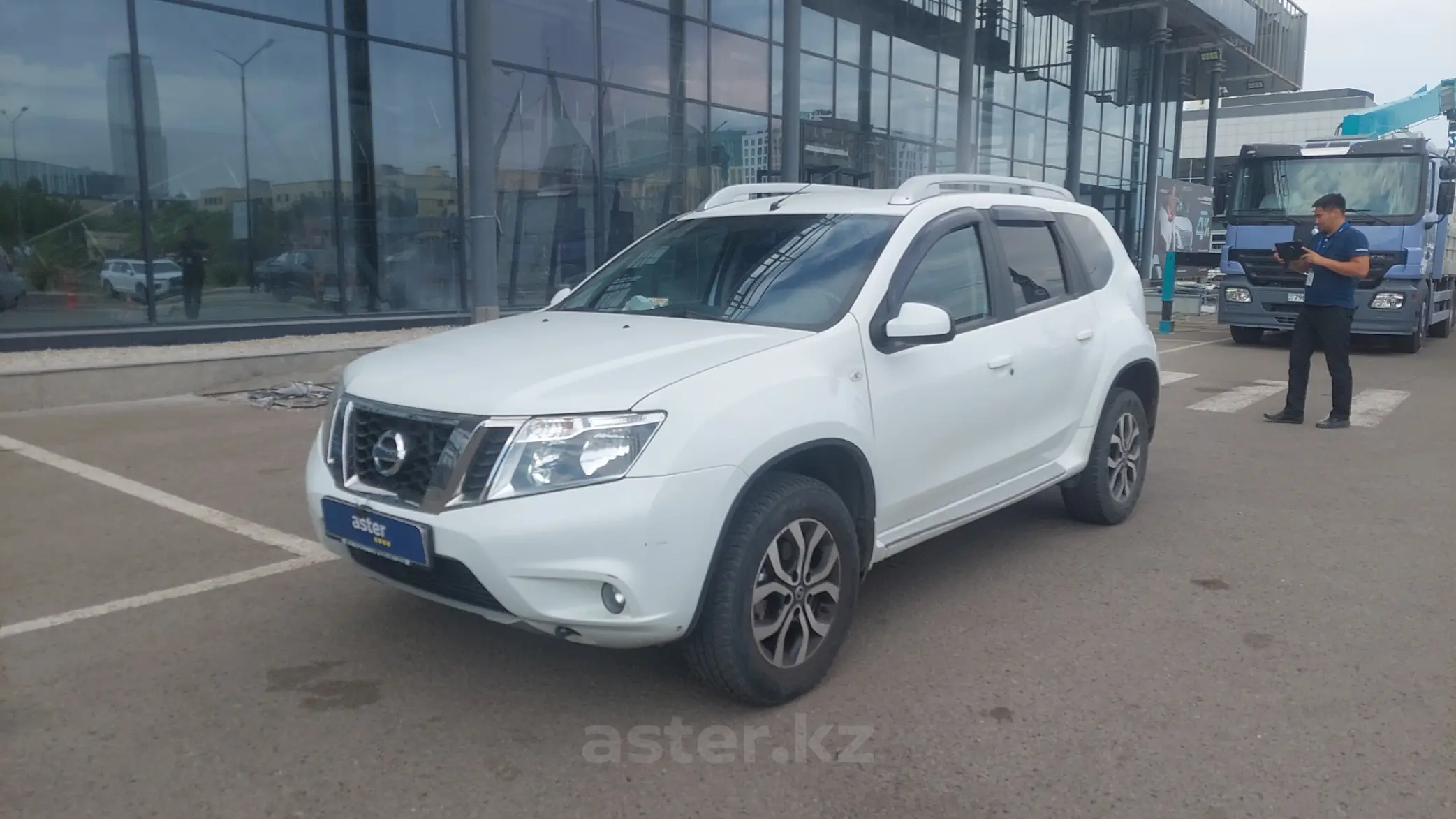 Nissan Terrano 2015