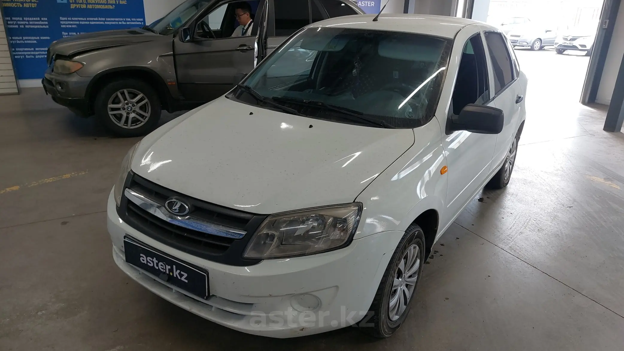 LADA (ВАЗ) Granta 2012