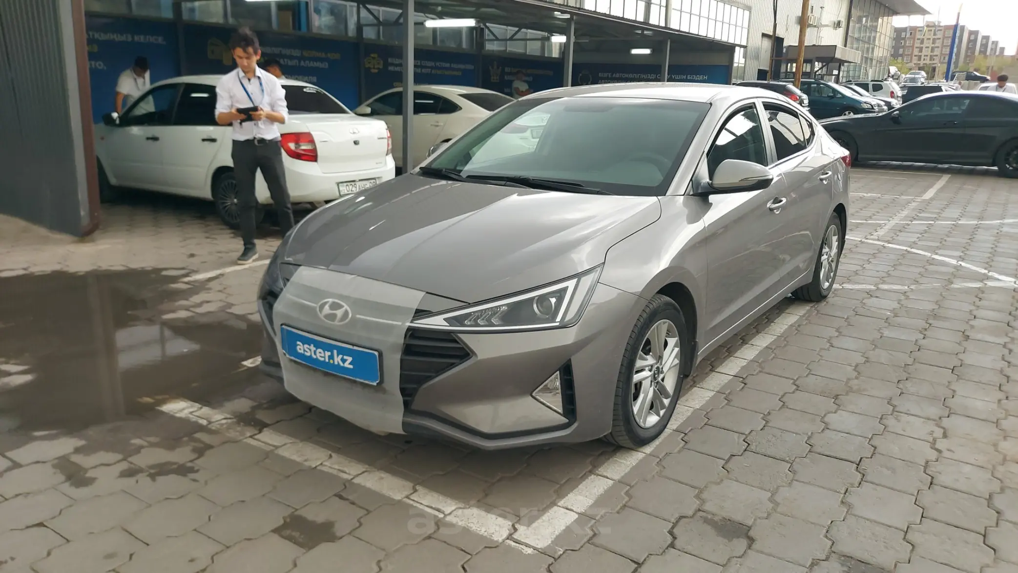 Hyundai Elantra 2020