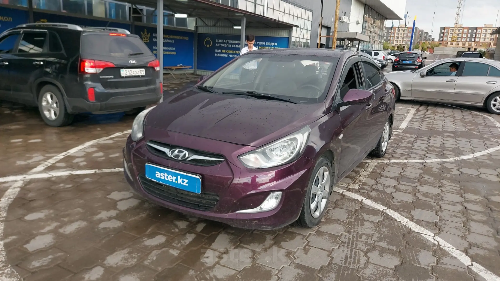 Hyundai Accent 2012