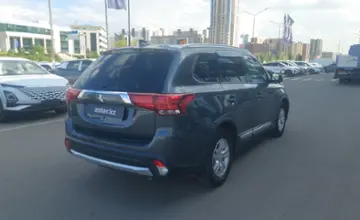 Mitsubishi Outlander 2017 года за 10 000 000 тг. в Астана фото 3