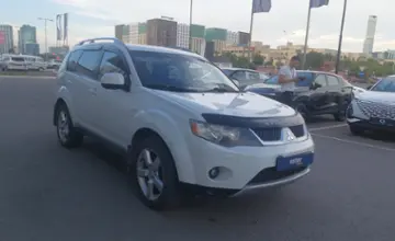 Mitsubishi Outlander 2008 года за 7 500 000 тг. в Астана фото 2