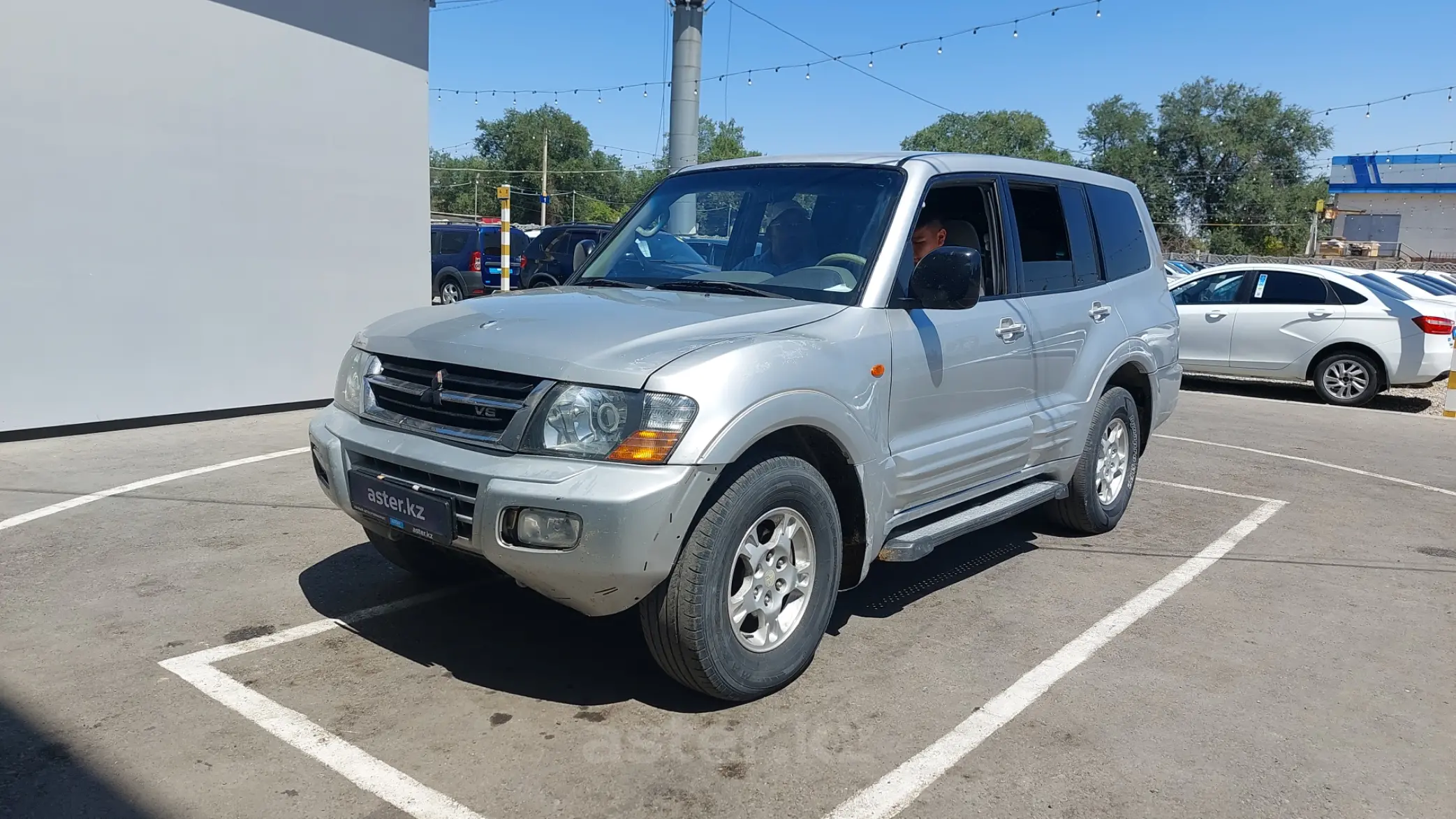 Mitsubishi Pajero 2002