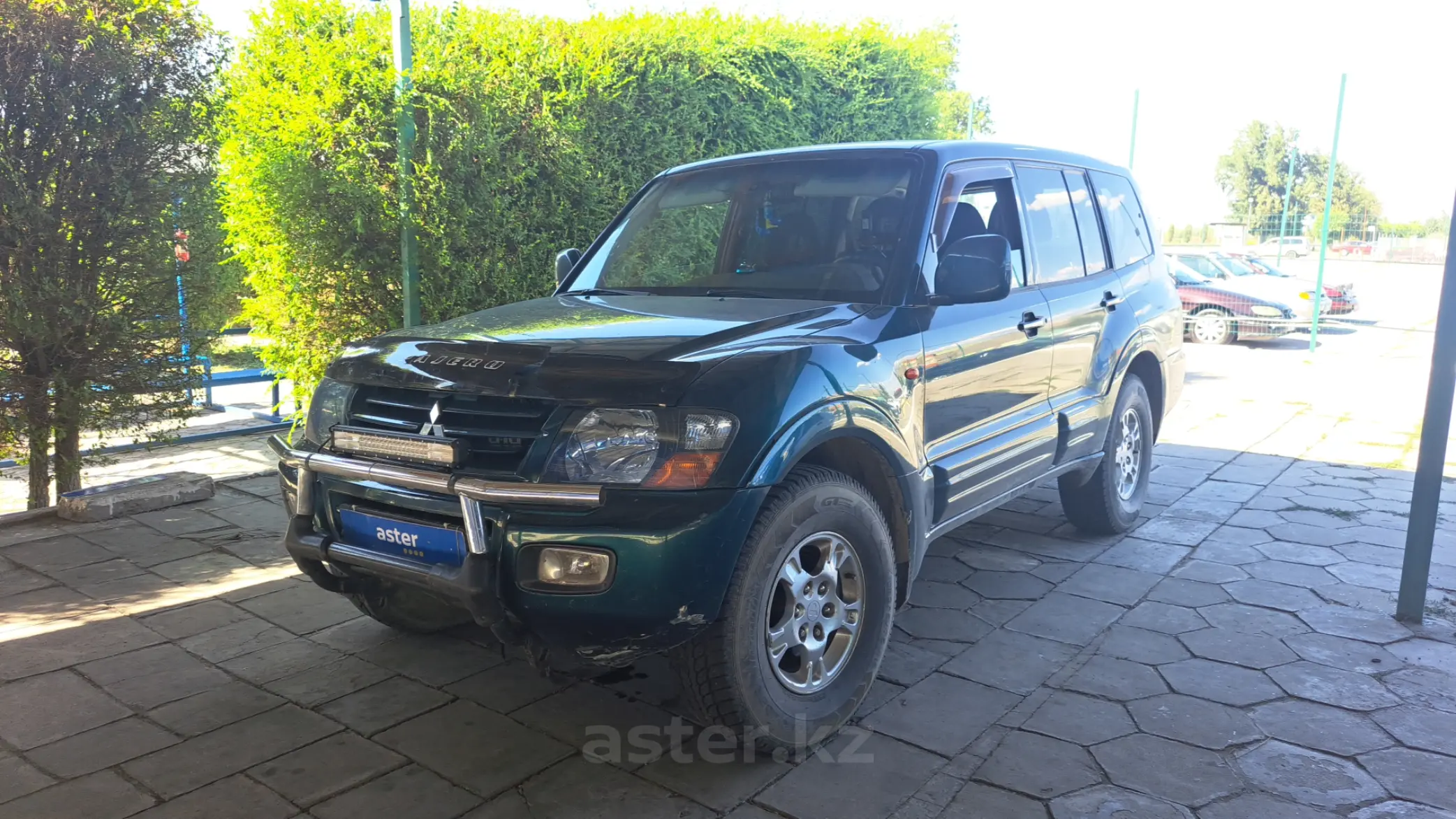 Mitsubishi Pajero 2002