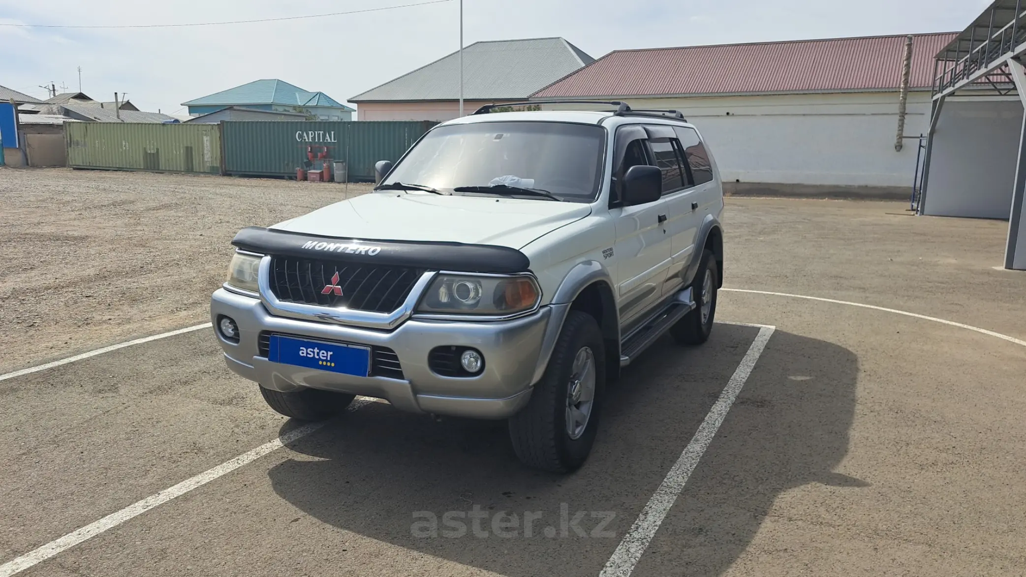 Mitsubishi Montero Sport 2000