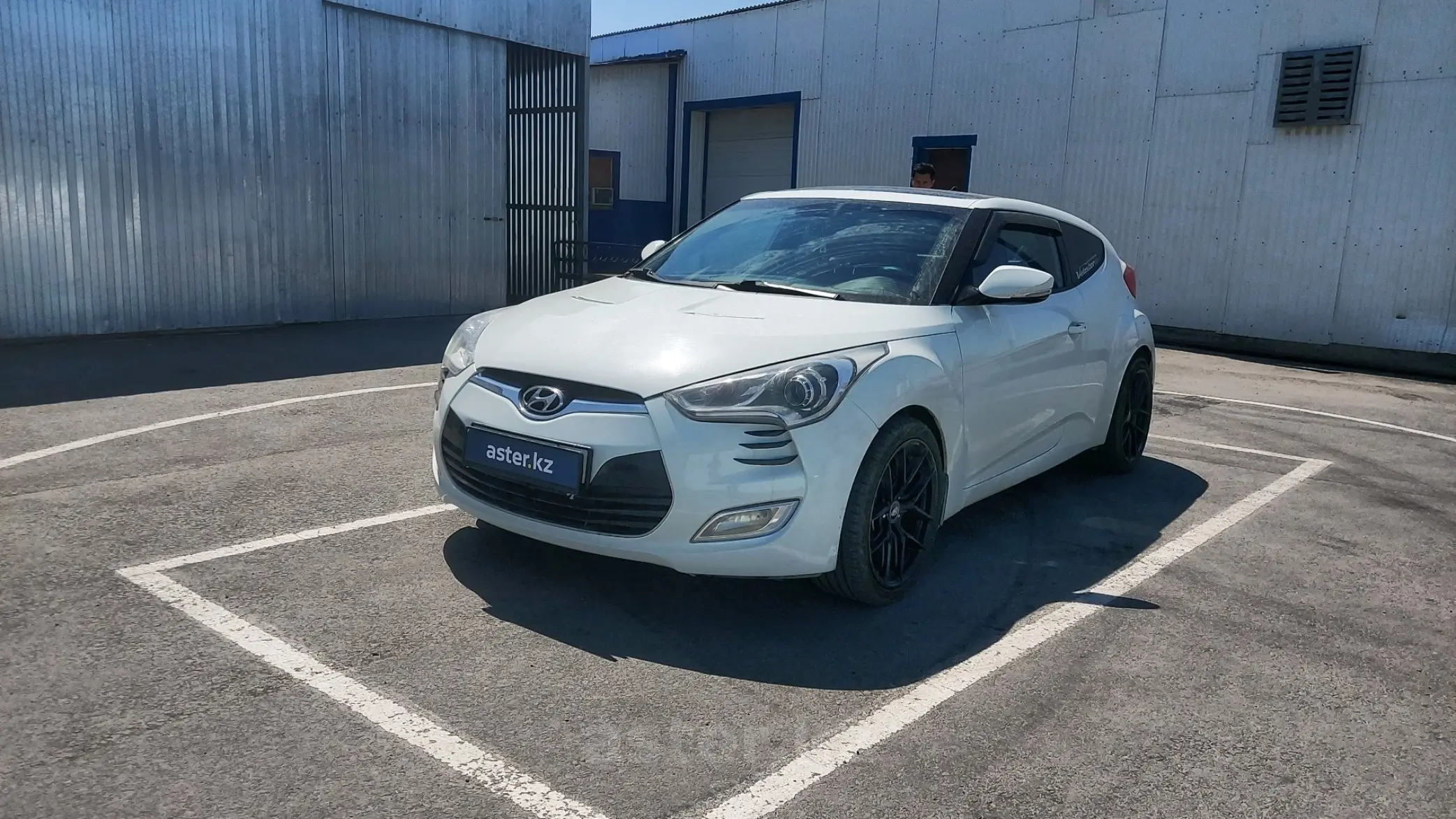 Hyundai Veloster 2013