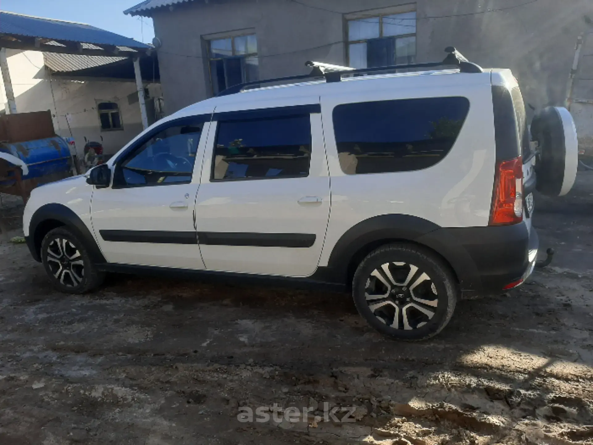 LADA (ВАЗ) Largus 2021