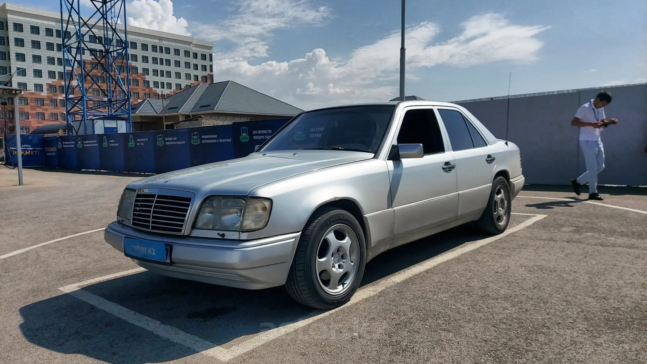 Mercedes-Benz E-Класс 1993