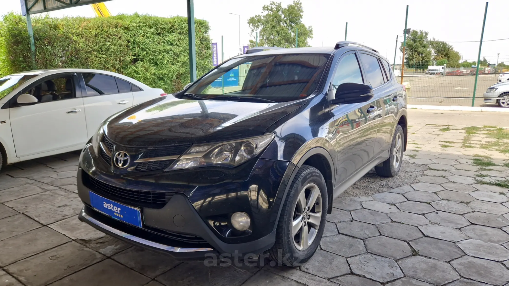 Toyota RAV4 2015