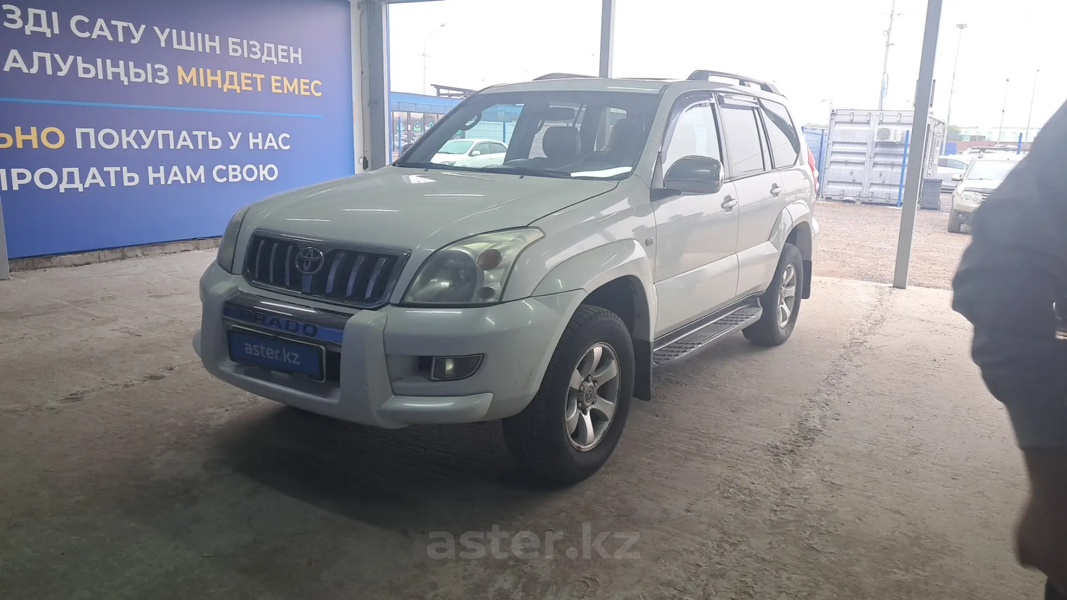 Toyota Land Cruiser Prado 2004