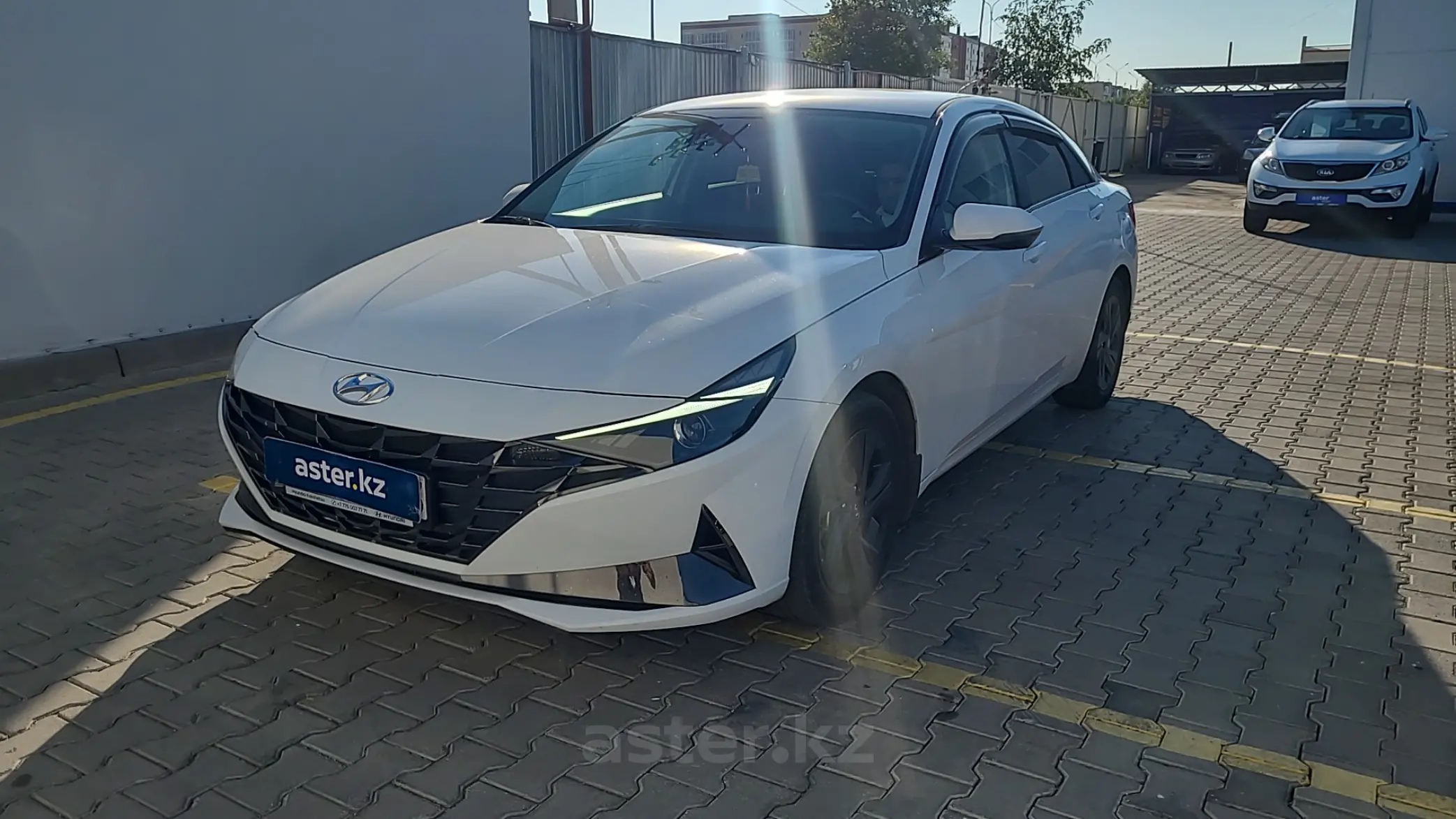 Hyundai Elantra 2021